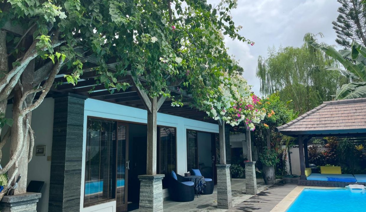 082fc73f-255e-424a-b5f7-a6d96d4fd8e9