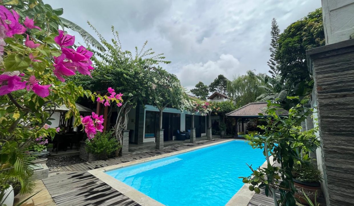 e27426b0-e20b-4b29-935b-d90c1b959415